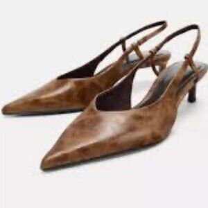 Zara “Worn Effect” Kitten Heels size 39 (8.5) 🆕